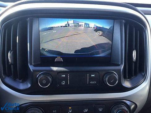 Used 2022 Chevrolet Colorado LT w/ Fleet Safety Package image 38