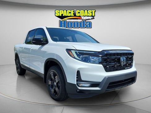 New 2026 Honda Ridgeline Black Edition image 13
