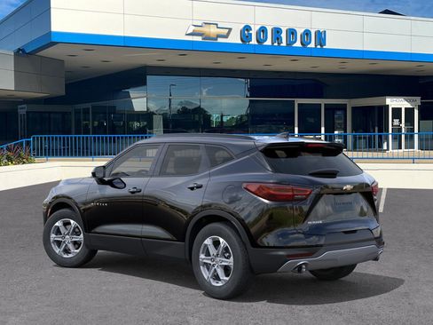 New 2026 Chevrolet Blazer LT image 3