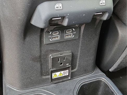 Used 2021 Jeep Gladiator Mojave w/ Safety Group AWD/4WD image 16