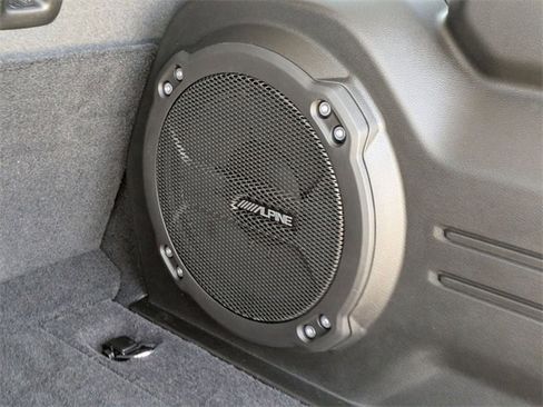 New 2026 Jeep Wrangler Rubicon w/ Xtreme 35 Tire Package image 30