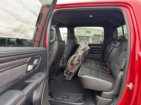 New 2026 RAM 1500 Laramie w/ Bed Utility Group AWD/4WD image 31