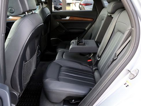 Used 2022 Audi Q5 2.0T Premium Plus w/ Premium Plus Package image 27