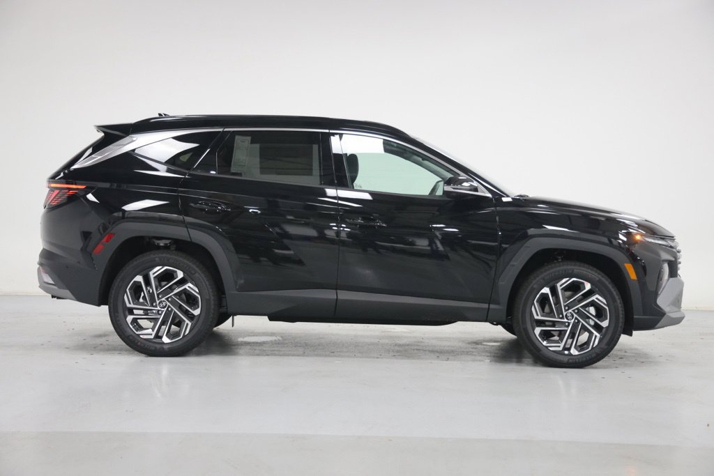 New 2026 Hyundai Tucson Limited w/ Tow & Go Package AWD/4WD image 7
