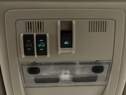 Used 2009 Chevrolet Silverado 3500 LTZ w/ LTZ Plus Package image 19