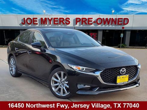 Certified 2026 MAZDA MAZDA3 2.5 S Sedan w/ Preferred Pkg FWD image 1