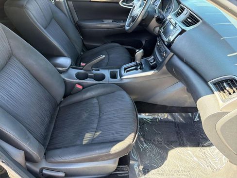 Used 2017 Nissan Sentra SV image 30