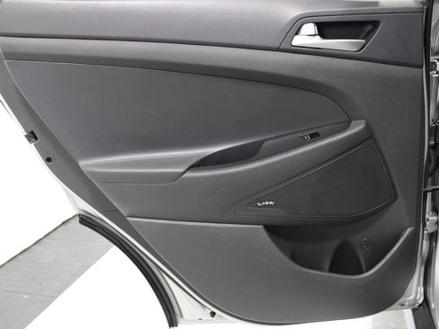 Used 2020 Hyundai Tucson Limited FWD image 15