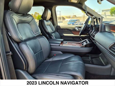 Certified 2023 Lincoln Navigator 2WD image 26