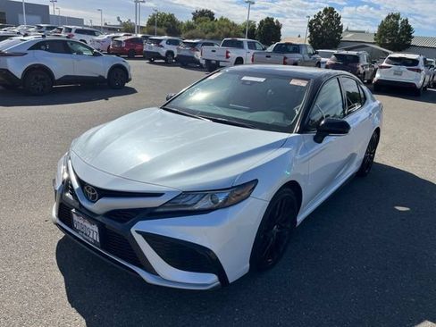 Used 2023 Toyota Camry XSE FWD image 1