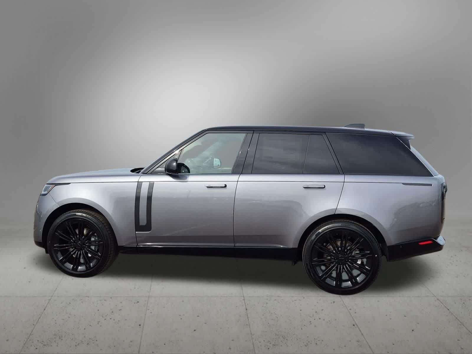 New 2026 Land Rover Range Rover SE AWD/4WD image 3