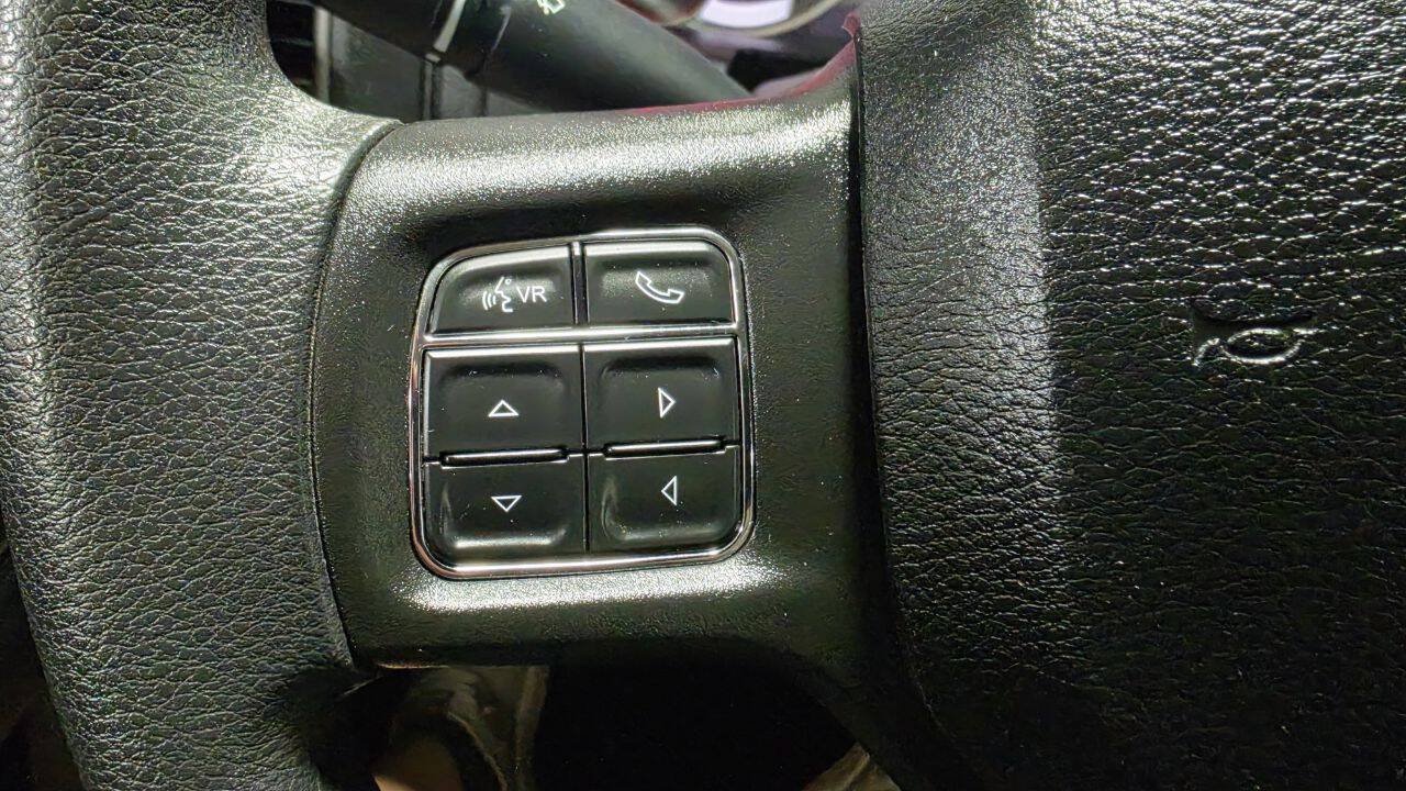 Used 2022 RAM 1500 Express w/ Express Value Package AWD/4WD image 25