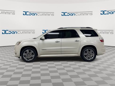 Used 2011 GMC Acadia Denali image 5