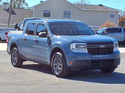 Used 2022 Ford Maverick XLT image 1