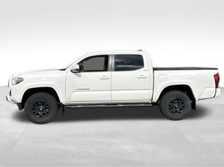 Used 2022 Toyota Tacoma SR5 w/ Technology Package AWD/4WD video 2