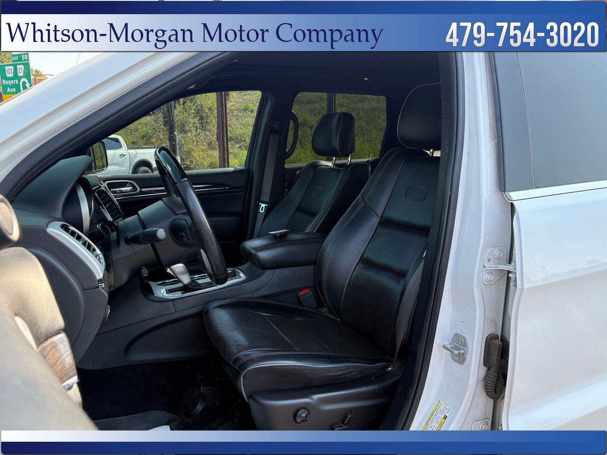Used 2020 Jeep Grand Cherokee Overland w/ Interior Metal Package AWD/4WD image 9