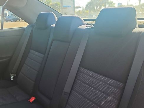 Used 2017 Toyota Camry LE image 23