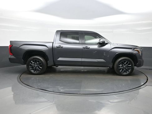 Used 2025 Toyota Tundra Platinum AWD/4WD image 7