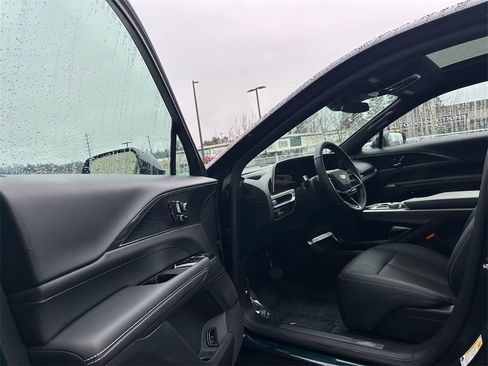 Certified 2024 Cadillac Lyriq Sport image 21