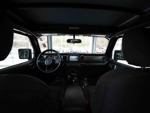 Used 2023 Jeep Wrangler Unlimited Sport image 19