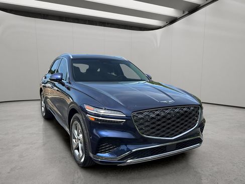 Certified 2026 Genesis GV70 2.5T Advanced AWD/4WD image 7