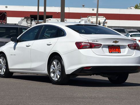Used 2020 Chevrolet Malibu LT FWD image 7