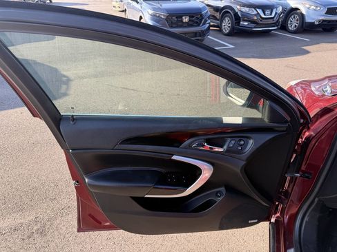 Used 2017 Buick Regal GS w/ Driver Confidence Package #2 image 17