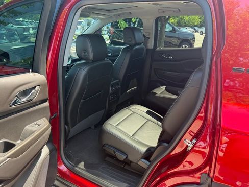 Used 2023 GMC Acadia SLT w/ Elevation Edition AWD/4WD image 12