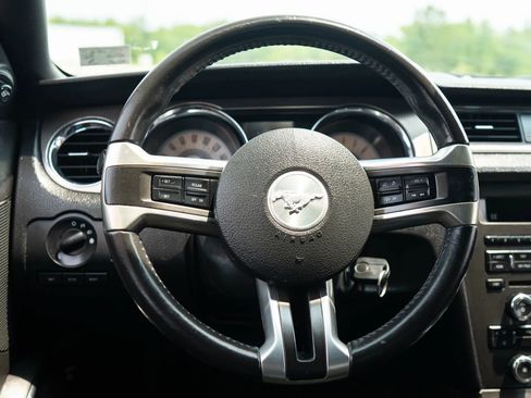 Used 2012 Ford Mustang GT Premium image 27