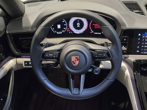 Used 2025 Porsche Panamera GTS image 28