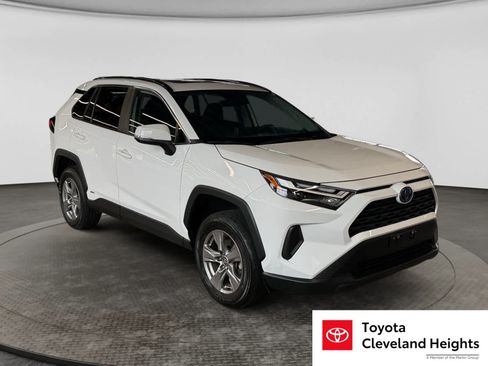 Used 2024 Toyota RAV4 XLE w/ Convenience Package AWD/4WD image 3