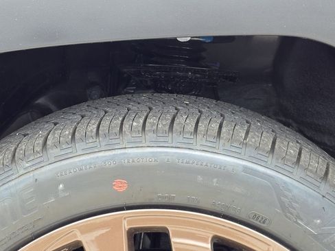 New 2026 Subaru Forester Touring AWD/4WD image 31