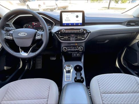 Used 2021 Ford Escape SE w/ Convenience Package FWD image 15