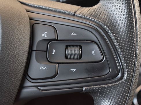 Used 2024 Buick Envista Preferred FWD image 8