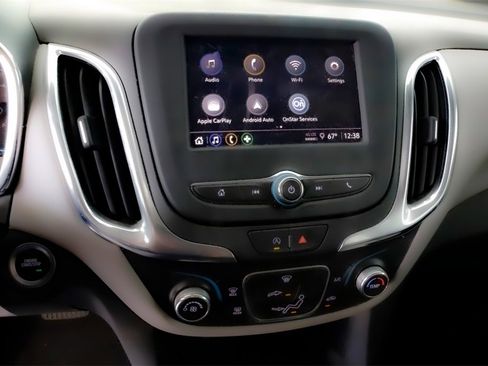 Used 2022 Chevrolet Equinox LS w/ LS Convenience Package image 18