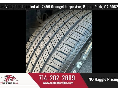 Used 2017 Toyota Camry SE w/ Moonroof Package image 46