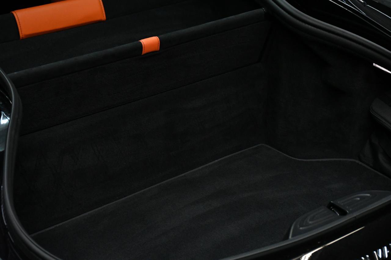 Used 2020 Aston Martin V8 Vantage Coupe RWD image 41
