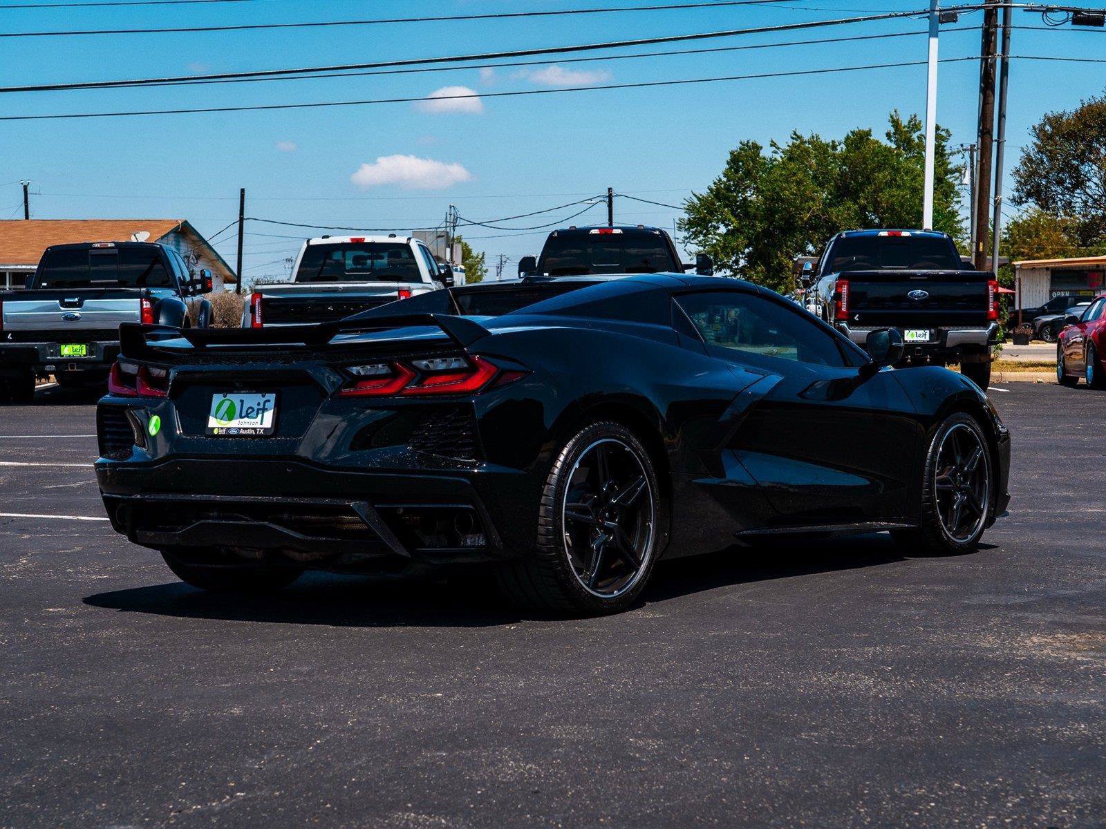 Used 2024 Chevrolet Corvette Stingray Preferred Conv w/ Z51 Performance Package RWD image 4