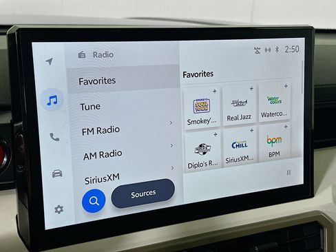 Used 2024 Toyota Tacoma TRD Off-Road image 21