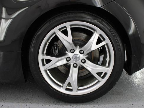Used 2010 Nissan 370Z Touring w/ Sport Pkg RWD image 77