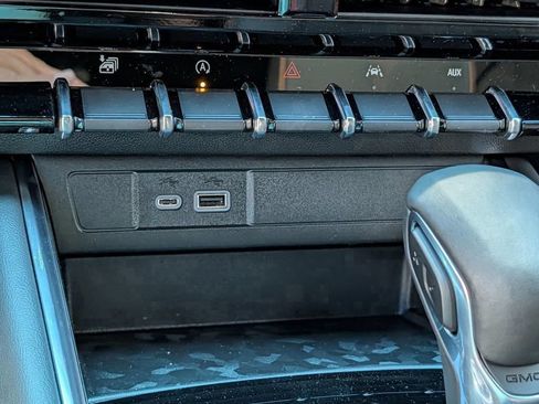New 2026 GMC Canyon AT4 AWD/4WD image 38