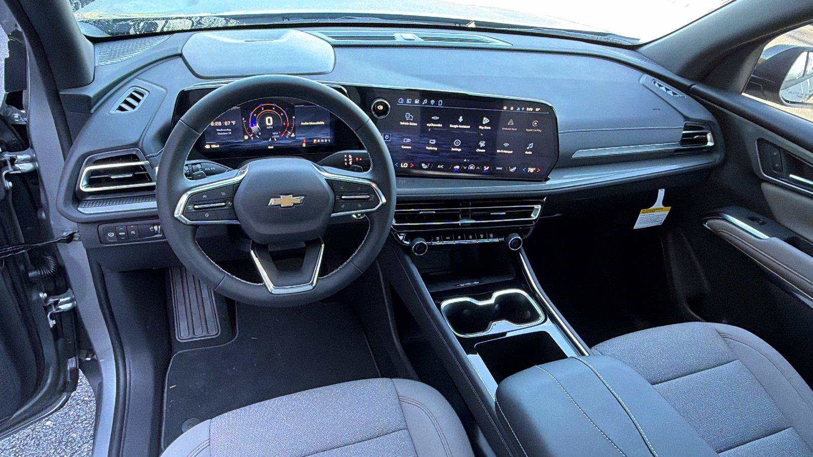 New 2027 Chevrolet Traverse LT FWD image 21