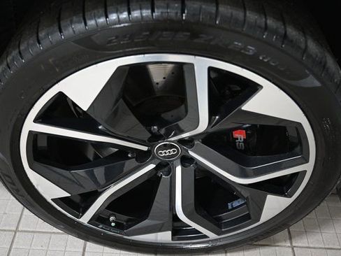 Used 2020 Audi RS Q8 AWD/4WD image 18