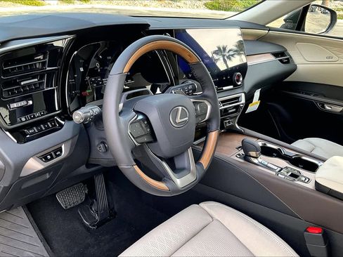 New 2026 Lexus RX 450h Luxury image 10