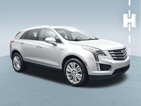 Used 2019 Cadillac XT5 Premium Luxury image 2