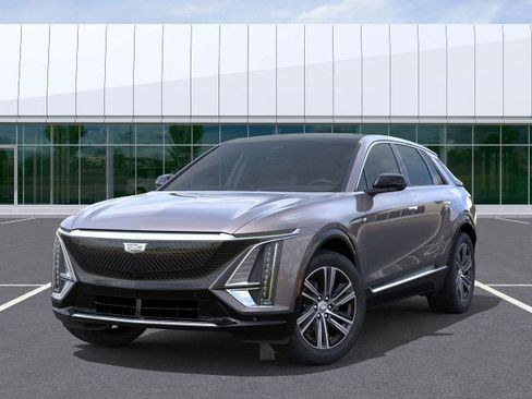 New 2025 Cadillac Lyriq Luxury image 30