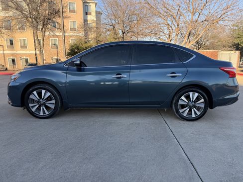 Used 2016 Nissan Sentra SL image 4