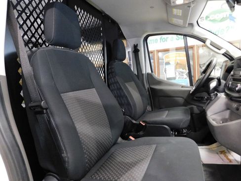 Used 2024 Ford Transit 250 Low Roof AWD w/ Exterior Upgrade Package image 89
