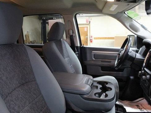Used 2019 RAM 1500 Big Horn AWD/4WD image 10