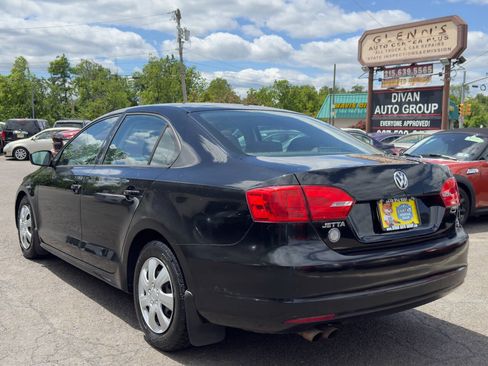 Used 2012 Volkswagen Jetta Sedan FWD image 4